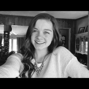 Meet your Posher, Riley